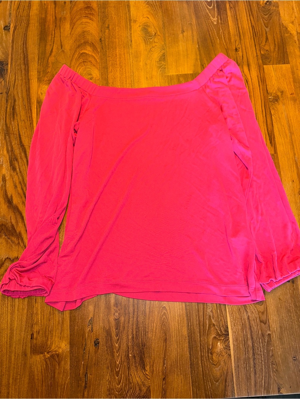 White House Black Market Women’s Off-Shoulder Red Long Sleeve Blouse Size Med